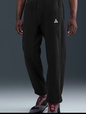 Nike ACG Black Men's Jogger Sweatpants
